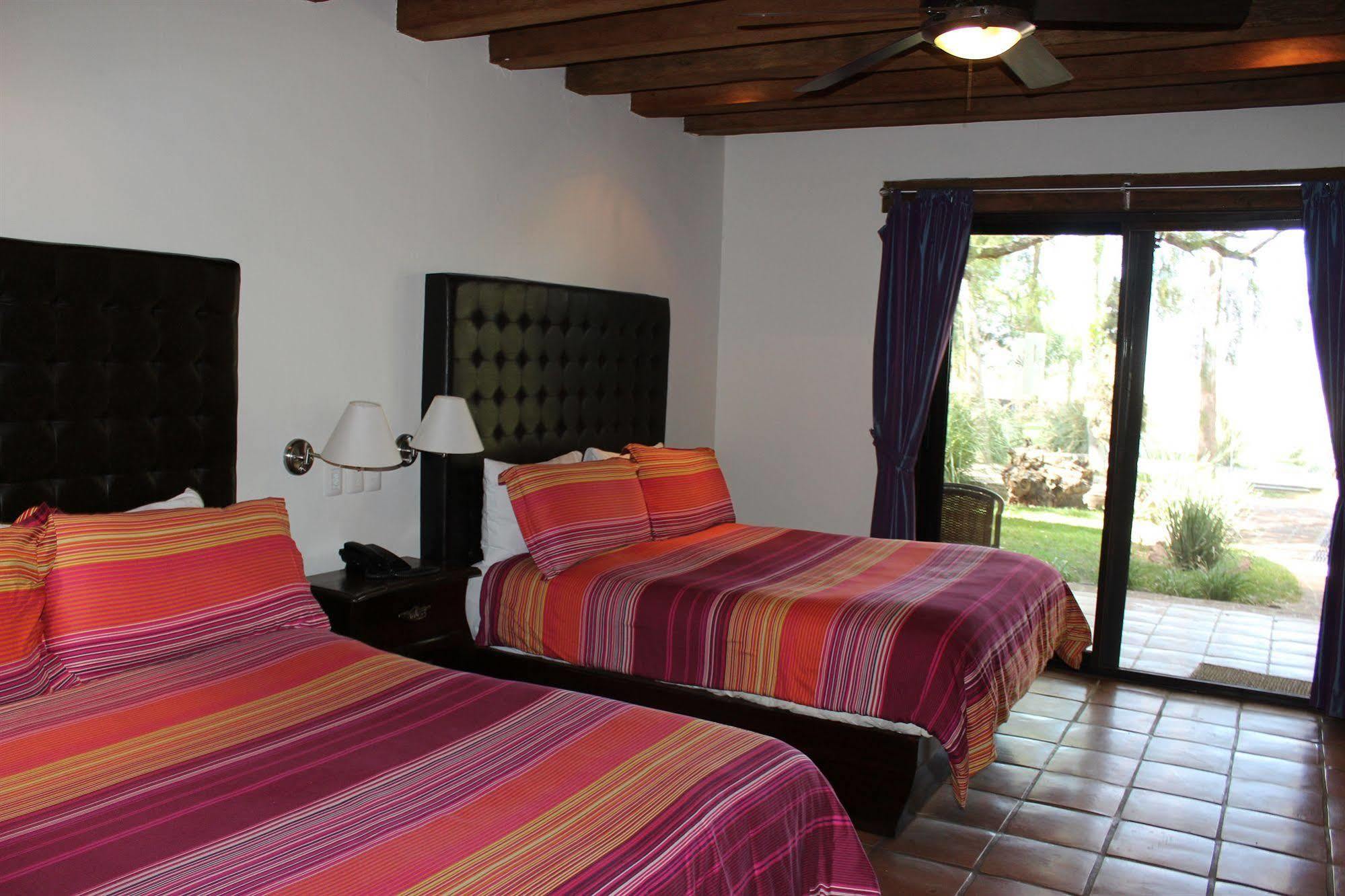 Quinta San Carlos San Pedro Tesistán Extérieur photo